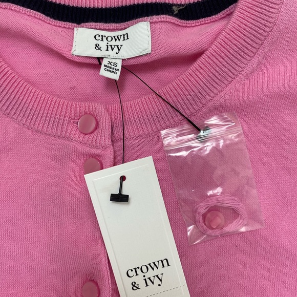 NWT Women’s Crown & Ivy Cardigan - XS - Picture 2 of 2